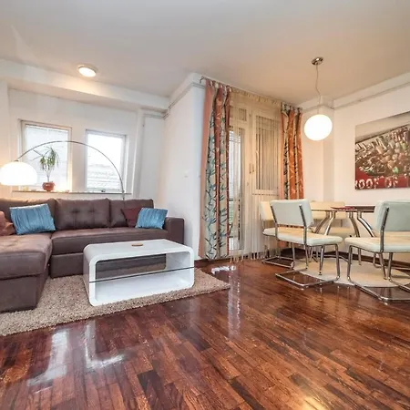 Apartament Nana