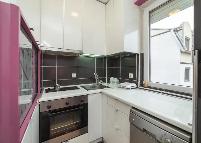 Апартаменты Nana Пирот